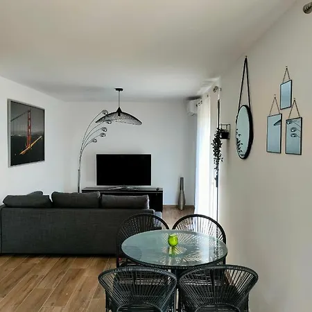 Jardin Et 2 Centre St Florent * Saint-Florent (Corsica)